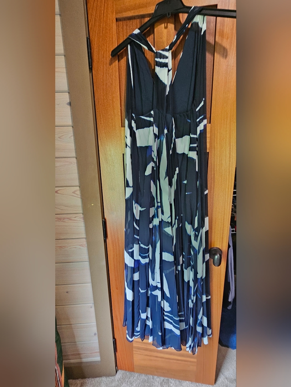 Banana Republic Navy and White Abstract Halter Maxi Dress - Picture 3 of 5